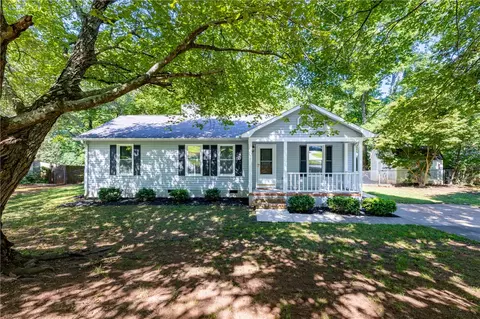 49 Charterhouse Ave, Piedmont, SC 29673