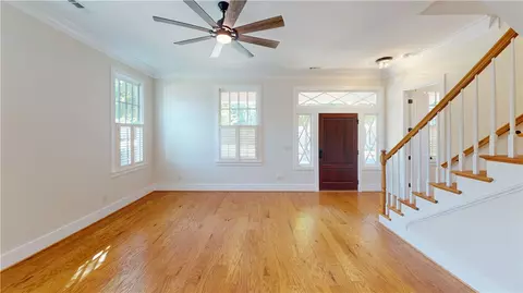 Living - 521 Pershing Ave, Clemson, SC 29631 photo 2 of 6