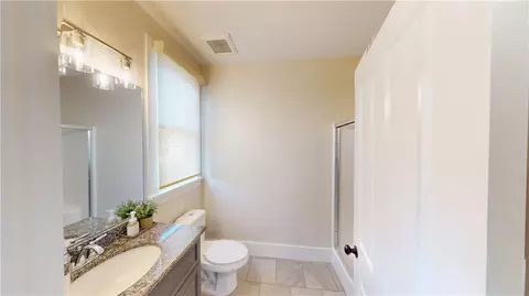 Bath - 521 Pershing Ave, Clemson, SC 29631 photo 3 of 4