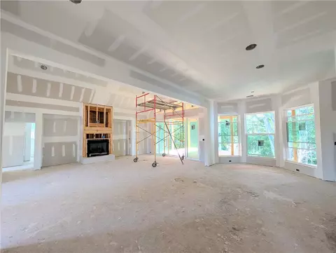 Living - 528 Paramount Dr, Seneca, SC 29678 photo 1 of 2