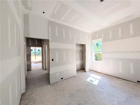 Entry Way - 528 Paramount Dr, Seneca, SC 29678 photo 4 of 5
