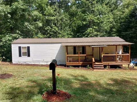 205 Lynden Loop, Westminster, SC 29693 photo 13