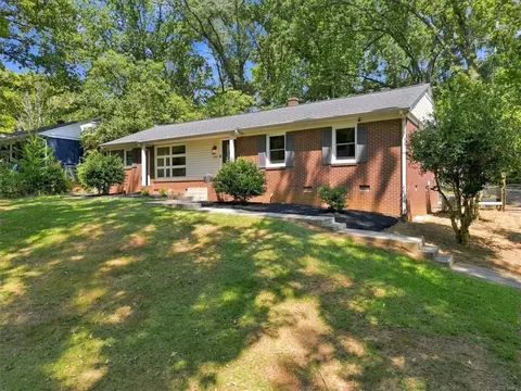 Exterior - 322 Pendleton Rd, Clemson, SC 29631 photo 2 of 11