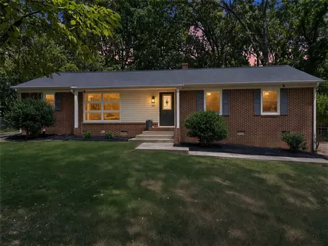 Exterior - 322 Pendleton Rd, Clemson, SC 29631 photo 10 of 11