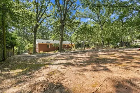 Exterior - 322 Pendleton Rd, Clemson, SC 29631 photo 9 of 11