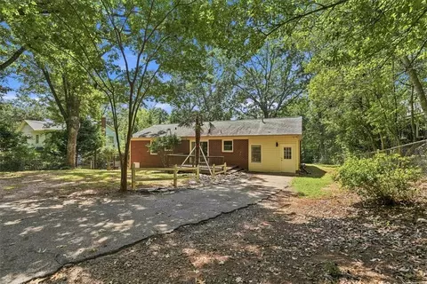 Exterior - 322 Pendleton Rd, Clemson, SC 29631 photo 7 of 11