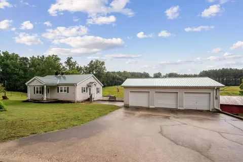 Exterior - Undisclosed, Pickens, SC 29671 photo 5 of 11