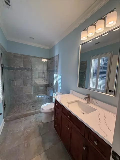 Bath - 357 Stardust Ln, Seneca, SC 29672 photo 4 of 7