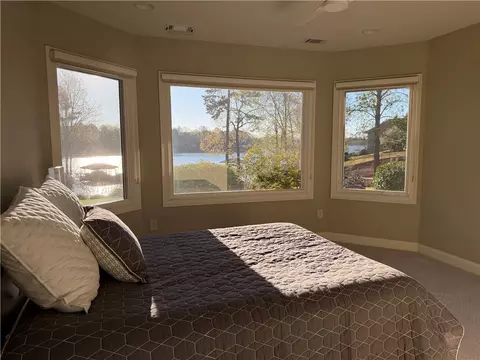Bedroom - 357 Stardust Ln, Seneca, SC 29672 photo 2 of 4