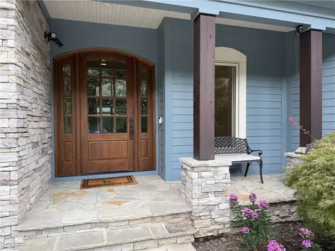 357 Stardust Ln, Seneca, SC 29672 photo 5