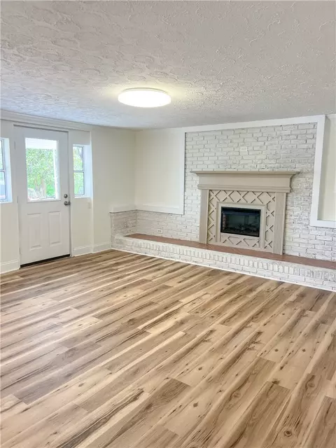 Living - 12 Guy St, Pelzer, SC 29669 photo 2 of 4