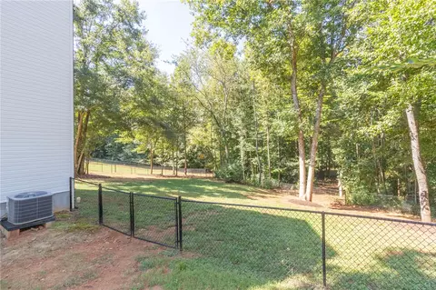 Exterior - 109 Dana Lynn Ln, Pendleton, SC 29670 photo 7 of 9