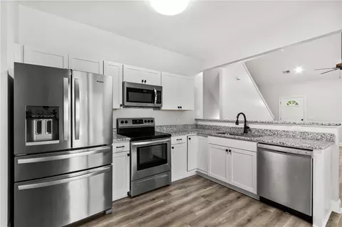 Kitchen - 109 Dana Lynn Ln, Pendleton, SC 29670 photo 3 of 3