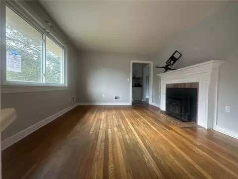 502 Seneca St, Seneca, SC 29678 photo 5