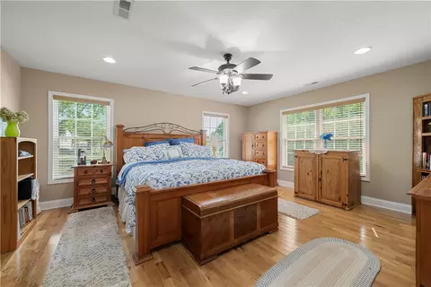 Bedroom - 304 Capps Rd, Walhalla, SC 29691 photo 4 of 4