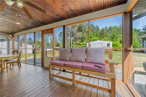 Exterior - 304 Capps Rd, Walhalla, SC 29691 photo 7 of 11