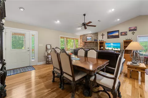 Dining - 304 Capps Rd, Walhalla, SC 29691 photo 1 of 4