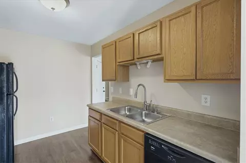 Kitchen - 703 Bellview Way, Seneca, SC 29678 photo 3 of 5