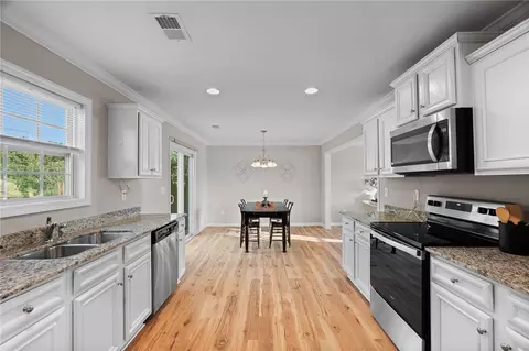 Kitchen - 119 Sunny Point Loop, Central, SC 29630 photo 1 of 2