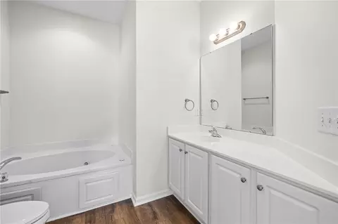 Bath - 118 Heritage Pl, Pendleton, SC 29670 photo 1 of 2