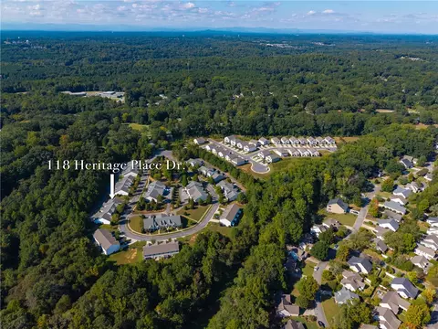 View/Area - 118 Heritage Pl, Pendleton, SC 29670 photo 2 of 4