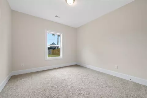 Bedroom - 180 Spyglass Ln, Pendleton, SC 29670 photo 4 of 11