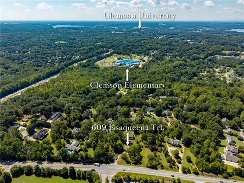 View/Area - 609 Issaqueena Trl, Central, SC 29630 photo 2 of 5