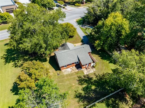 View/Area - 609 Issaqueena Trl, Central, SC 29630 photo 5 of 5