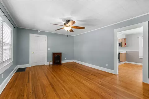 Living - 609 Issaqueena Trl, Central, SC 29630 photo 3 of 3