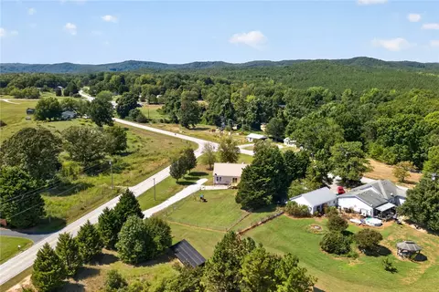 View/Area - 564 Fairfield Rd, Walhalla, SC 29691 photo 7 of 11