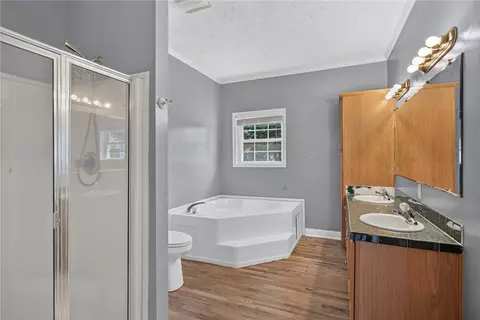 Bath - 564 Fairfield Rd, Walhalla, SC 29691 photo 1 of 1