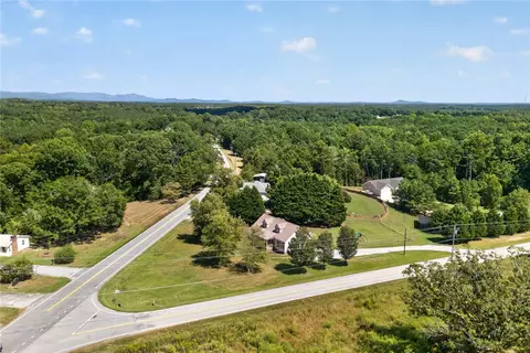 View/Area - 564 Fairfield Rd, Walhalla, SC 29691 photo 5 of 11
