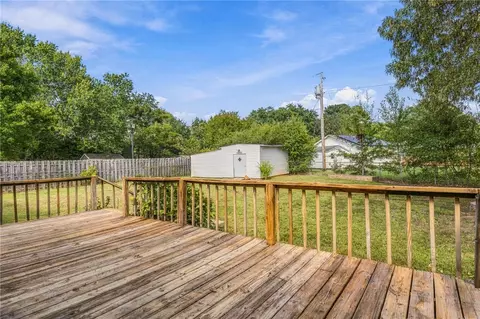 Exterior - 437 S Elm St, Pendleton, SC 29670 photo 4 of 7