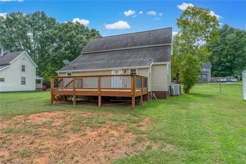 Exterior - 47 Square St, Pelzer, SC 29669 photo 3 of 6