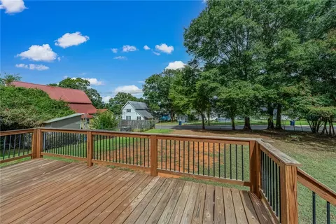 Exterior - 47 Square St, Pelzer, SC 29669 photo 5 of 6
