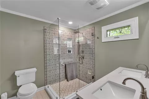 Bath - 141 Greybridge Rd, Pelzer, SC 29669 photo 2 of 2