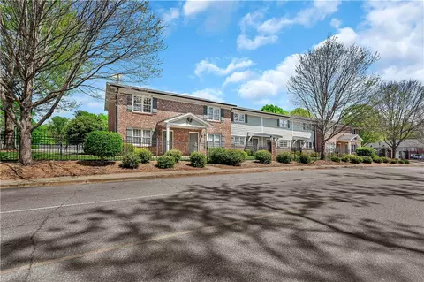 Exterior - 209 Calhoun St, Clemson, SC 29631 photo 3 of 7