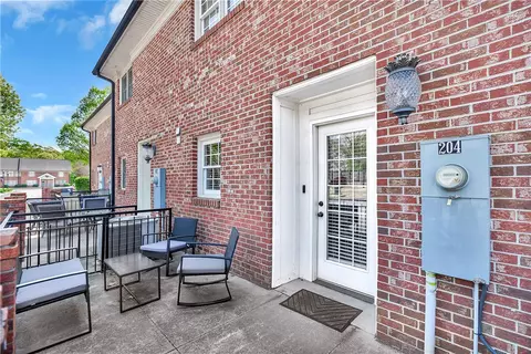 Exterior - 209 Calhoun St, Clemson, SC 29631 photo 1 of 7