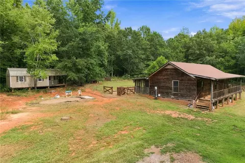 Exterior - 965 Garrison Rd, Pelzer, SC 29669 photo 5 of 7
