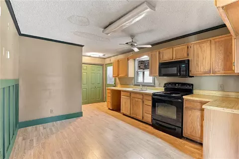 Kitchen - 965 Garrison Rd, Pelzer, SC 29669 photo 1 of 1
