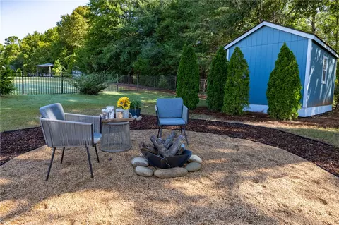 Exterior - 4009 Turnberry Loop, Seneca, SC 29678 photo 8 of 12