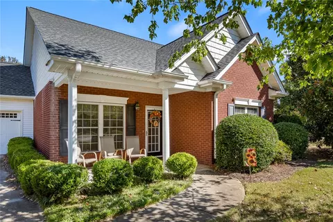 1 Gabrielle St, Anderson, SC 29621
