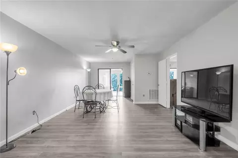 Living - 48 Tierra Dr, Waterloo, SC 29384 photo 1 of 3