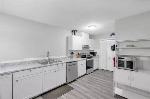 Kitchen - 48 Tierra Dr, Waterloo, SC 29384 photo 1 of 4