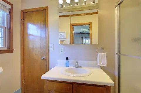 Bath - 309 Randall Rd, Easley, SC 29642 photo 5 of 5