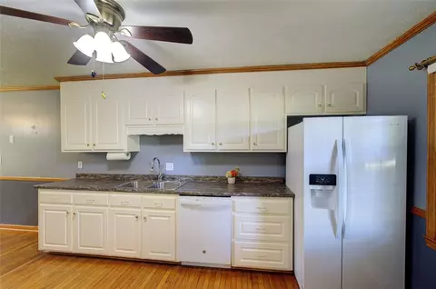 Kitchen - 309 Randall Rd, Easley, SC 29642 photo 3 of 5