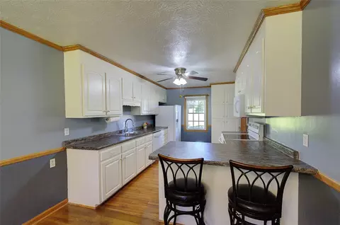 Kitchen - 309 Randall Rd, Easley, SC 29642 photo 2 of 5