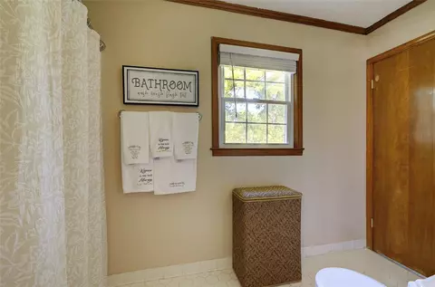 Bath - 309 Randall Rd, Easley, SC 29642 photo 1 of 5