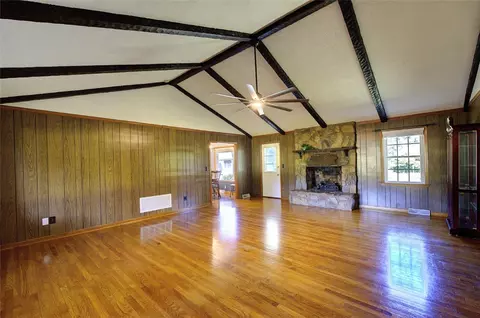 Living - 309 Randall Rd, Easley, SC 29642 photo 1 of 3