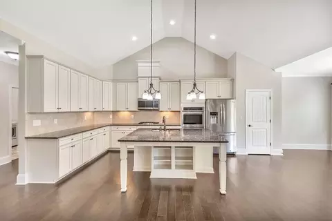 Kitchen - 2 Vineyard Way, Williamston, SC 29697 photo 2 of 2